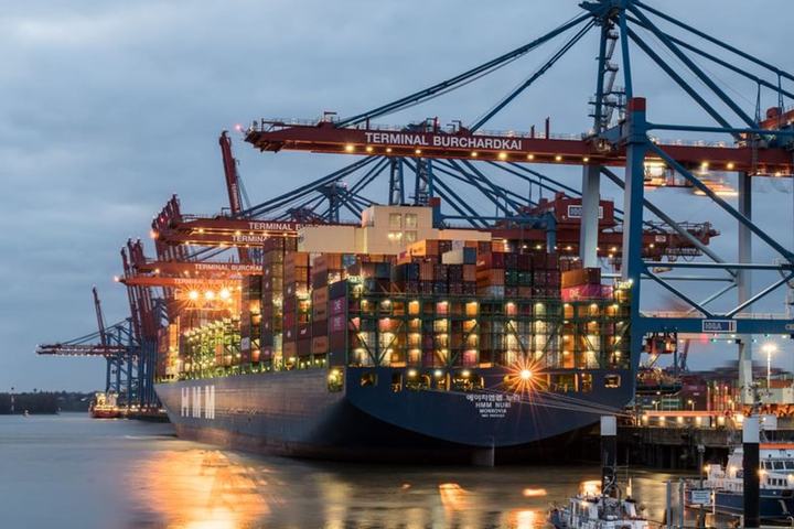 Conteneurs a l'export — negoce international